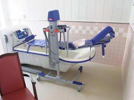 ココファン高屋 機械浴室