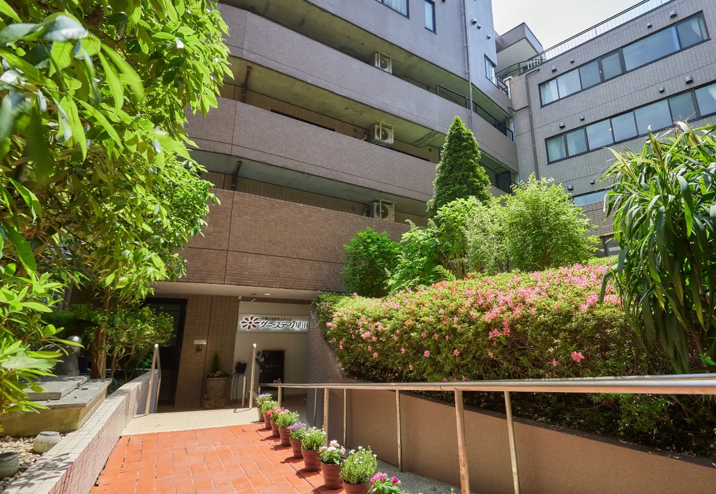 サニーステージ星川 外観