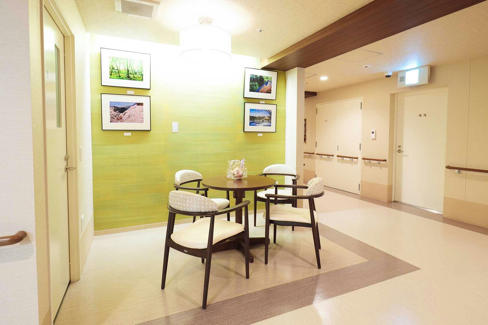 トートイス京都桂川 談話コーナー