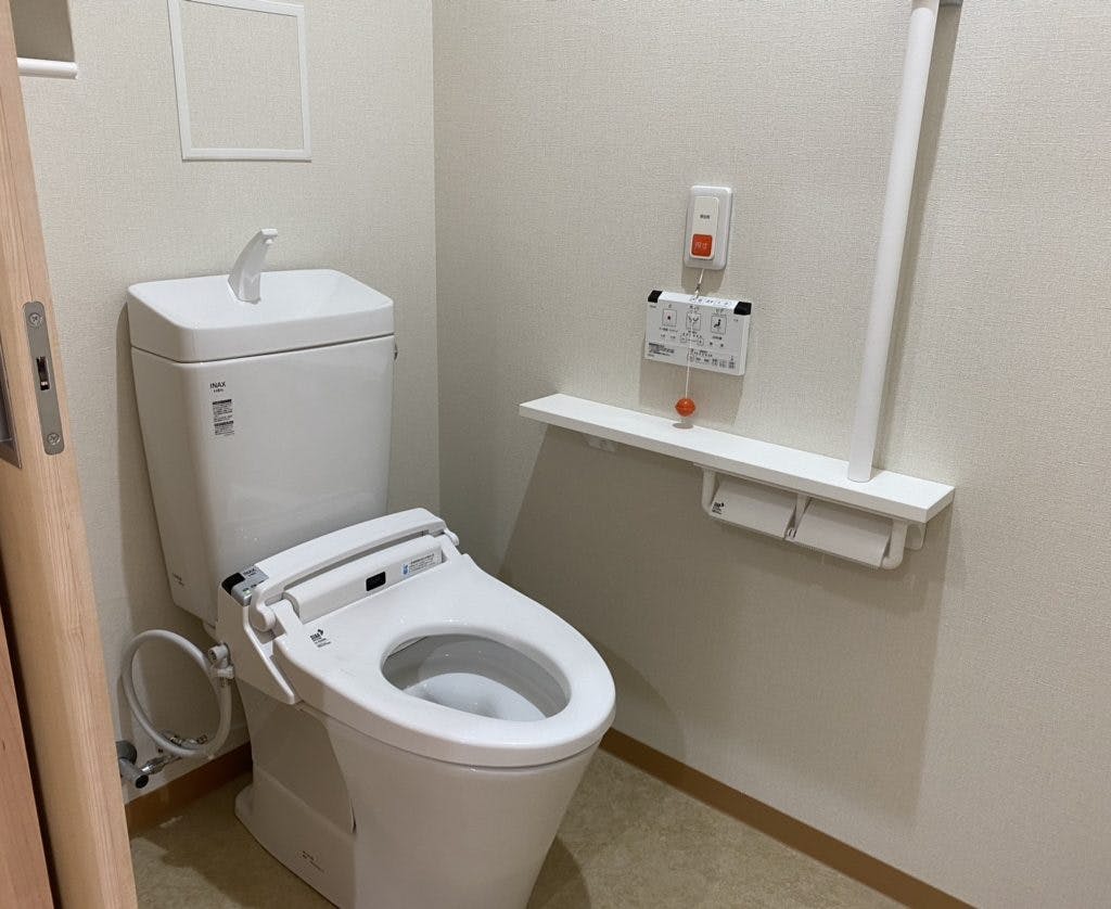 そうごうケアホーム小栗栖 居室トイレ