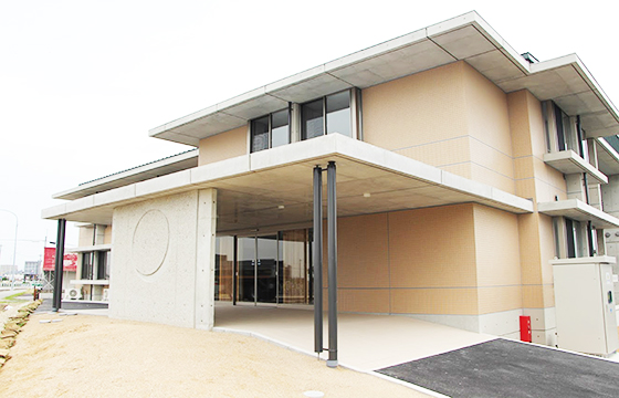 めぐらす箕輪 外観