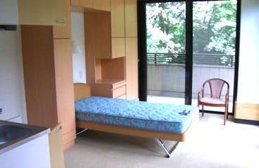 ケアハウス長等の里 居室