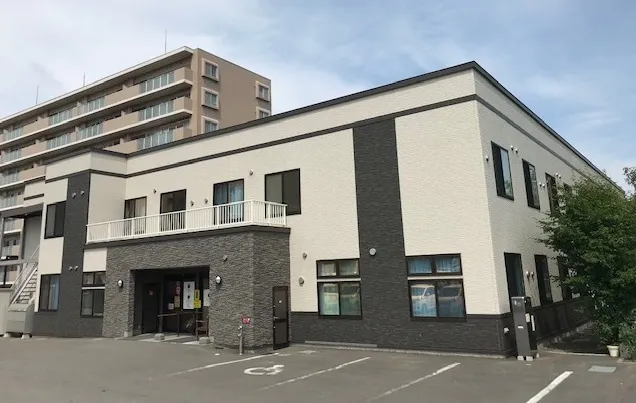 SOMPOケアそんぽの家Ｓ札幌発寒 外観