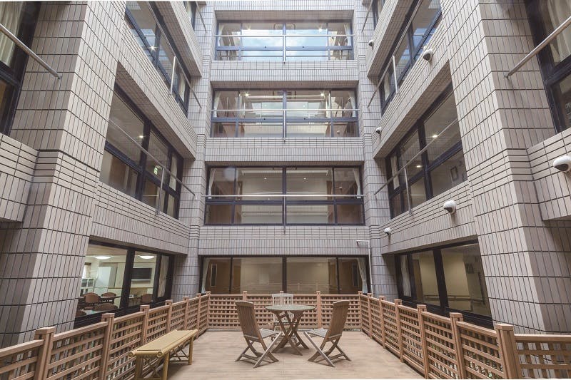 ニチイホーム 中野南台 ライトコート