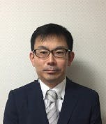 そんぽの家 横浜神大寺 ホーム長小室　博之