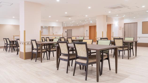 ライフコミューン登戸 食堂