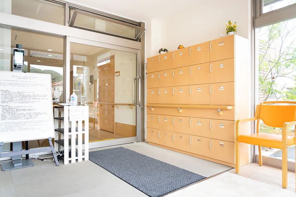 やさしえ辻井 玄関