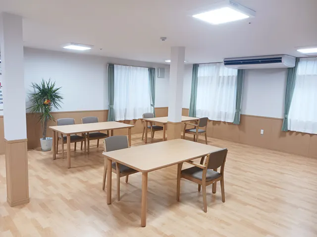 アットホーム大東 食堂