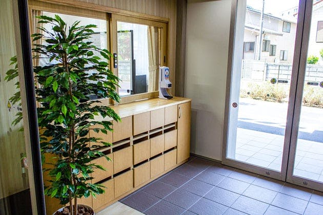 ライフコミューン本郷台 エントランス