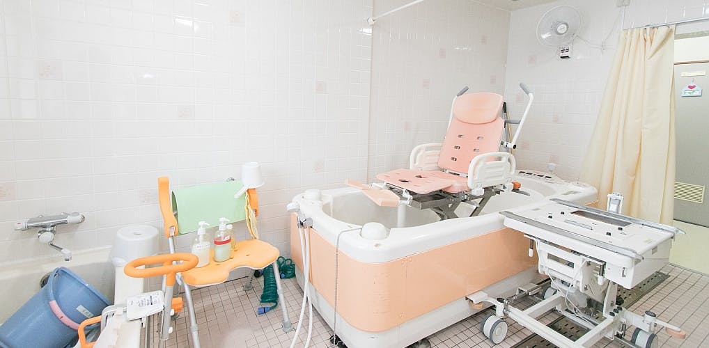 ケアガーデン上社 浴室