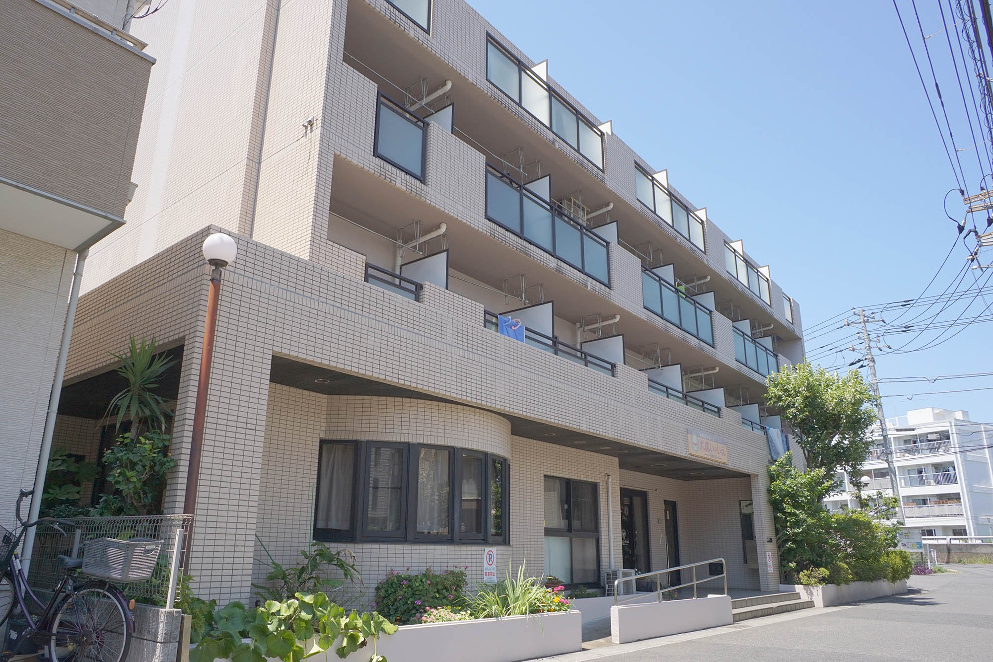 大笑いのいえ下総中山 外観