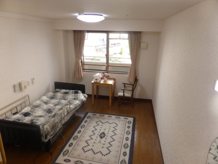 そんぽの家 天下茶屋駅前 居室