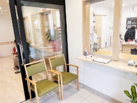 サービス付高齢者住宅あえる ロビー