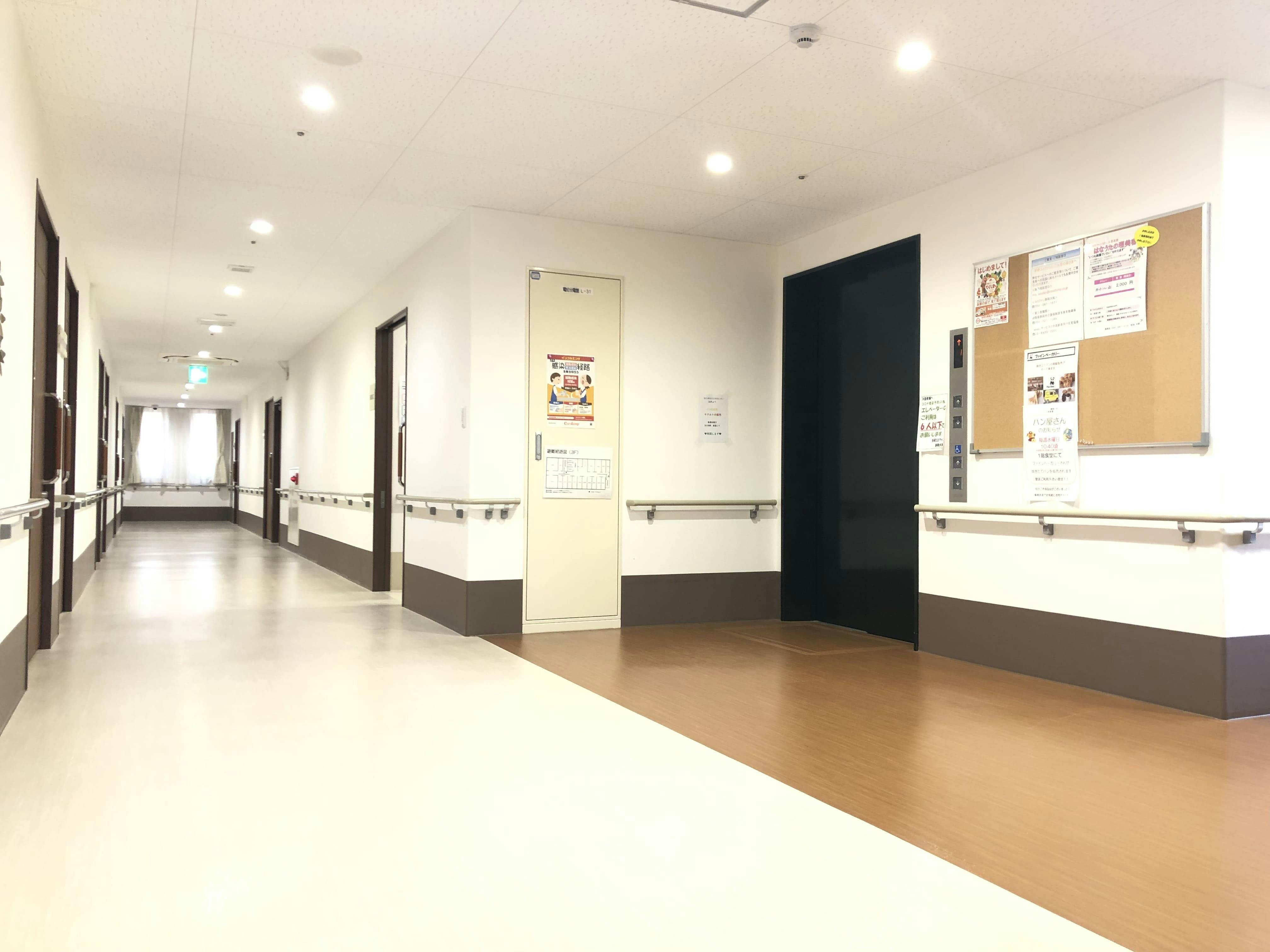 ココファン静岡大和 廊下