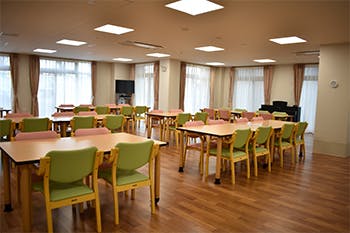 ベストライフ山科 食堂