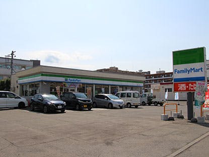 グランウエルネス福住 ファミリーマート札幌ドーム前店