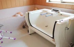 サービス付き高齢者向け住宅こころ宮田 ソファーバス