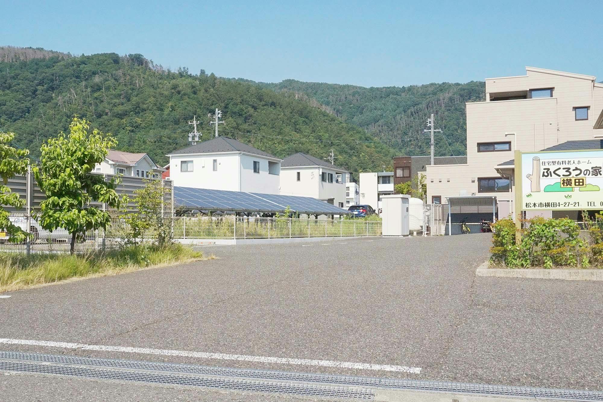 ふくろうの家横田みなみ 駐車場