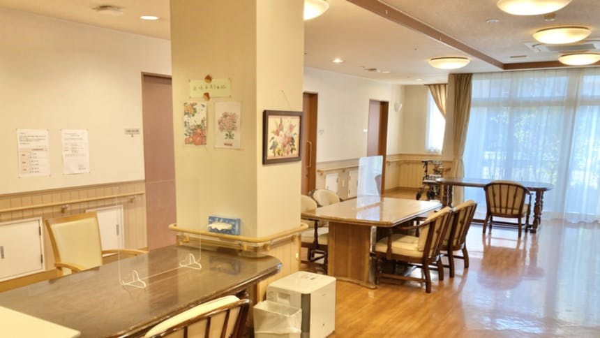 そんぽの家 桜本町 食堂