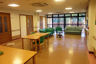 学園前西グループホーム 共有スペース