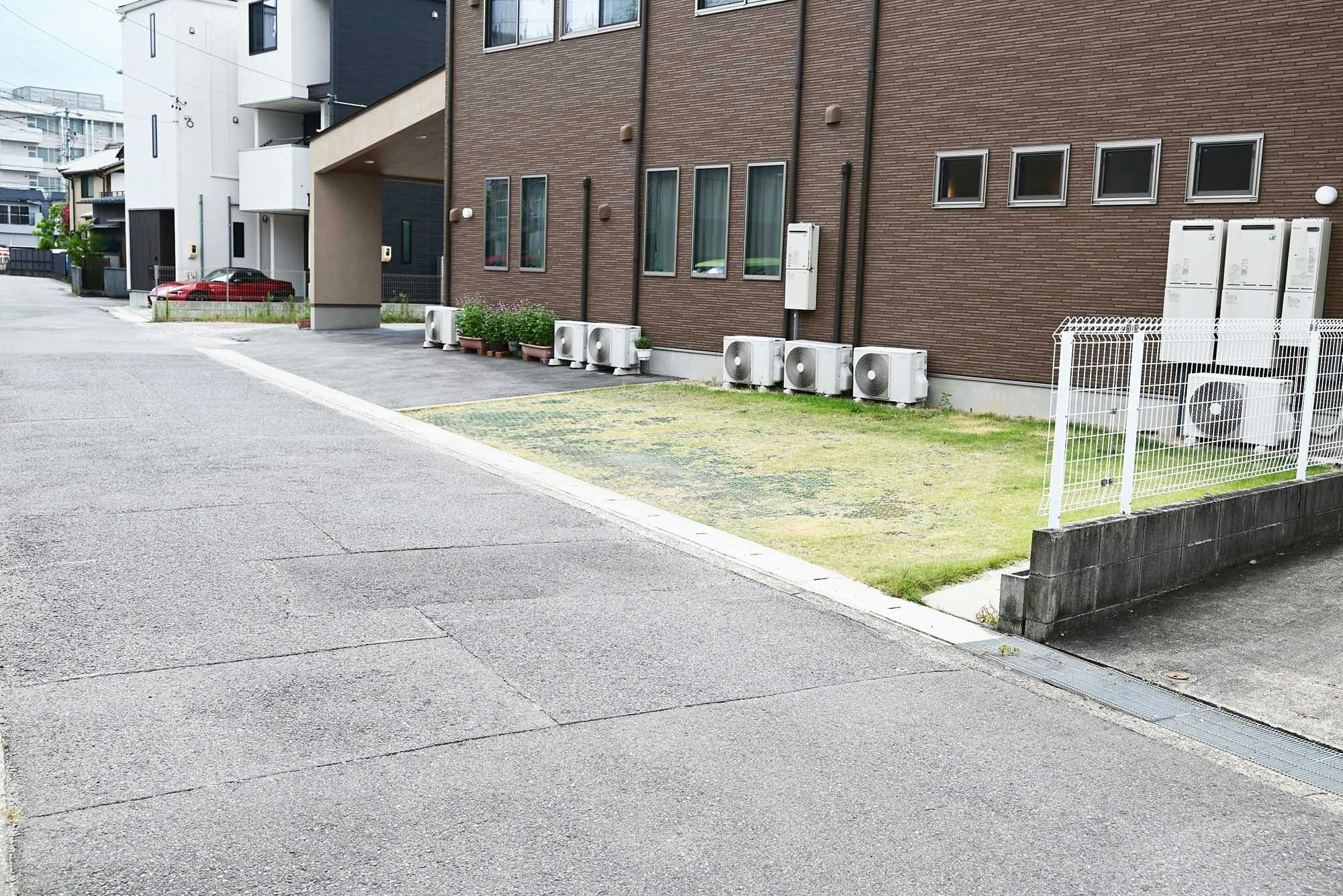 まほろば 駐車場
