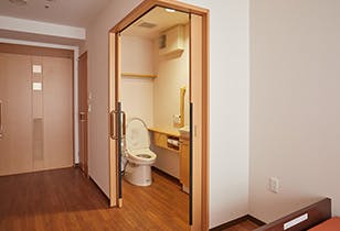介護付き有料老人ホーム ゆう＆あい トイレ