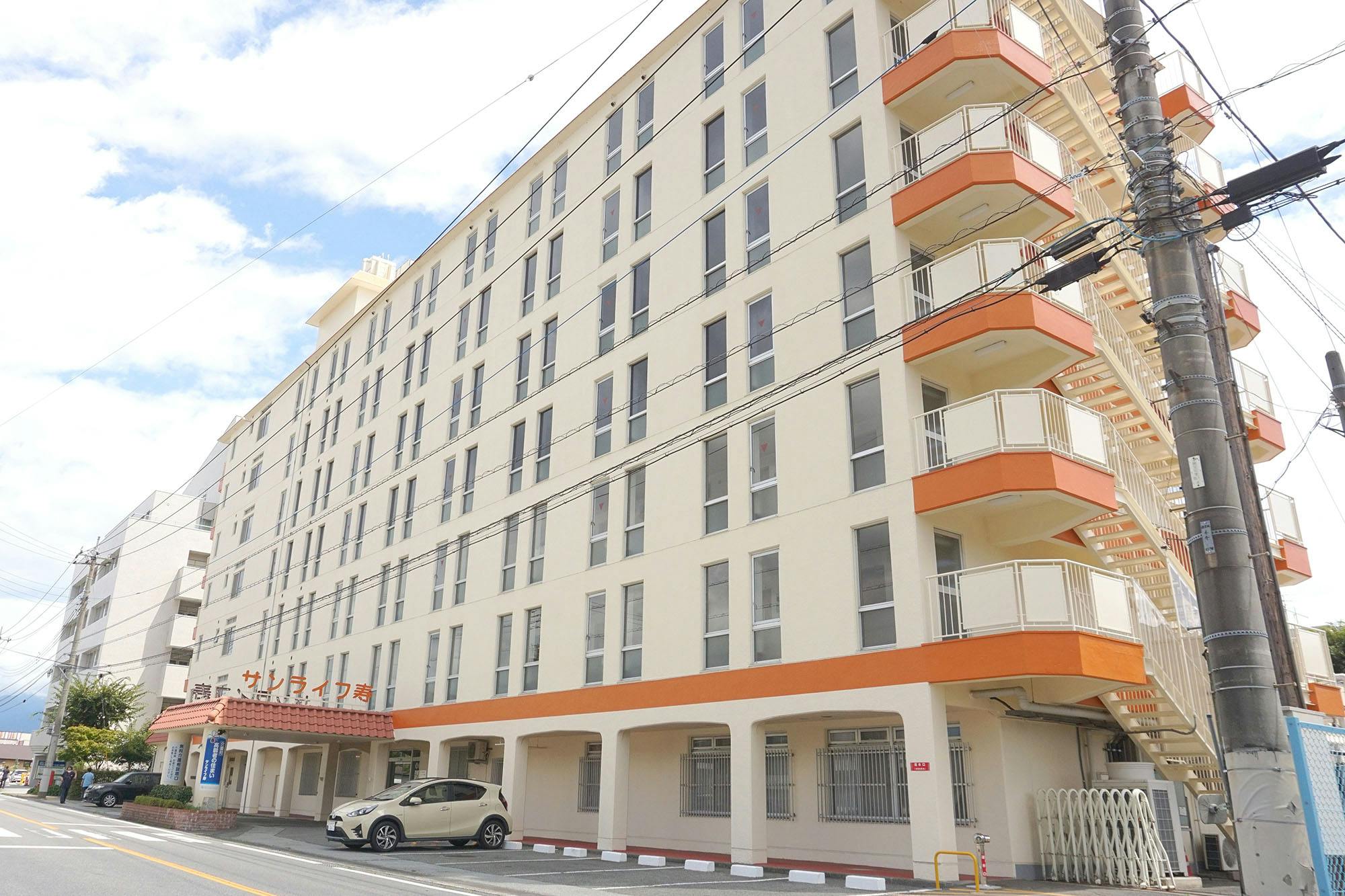 有料老人ホーム サンライフ寿 外観