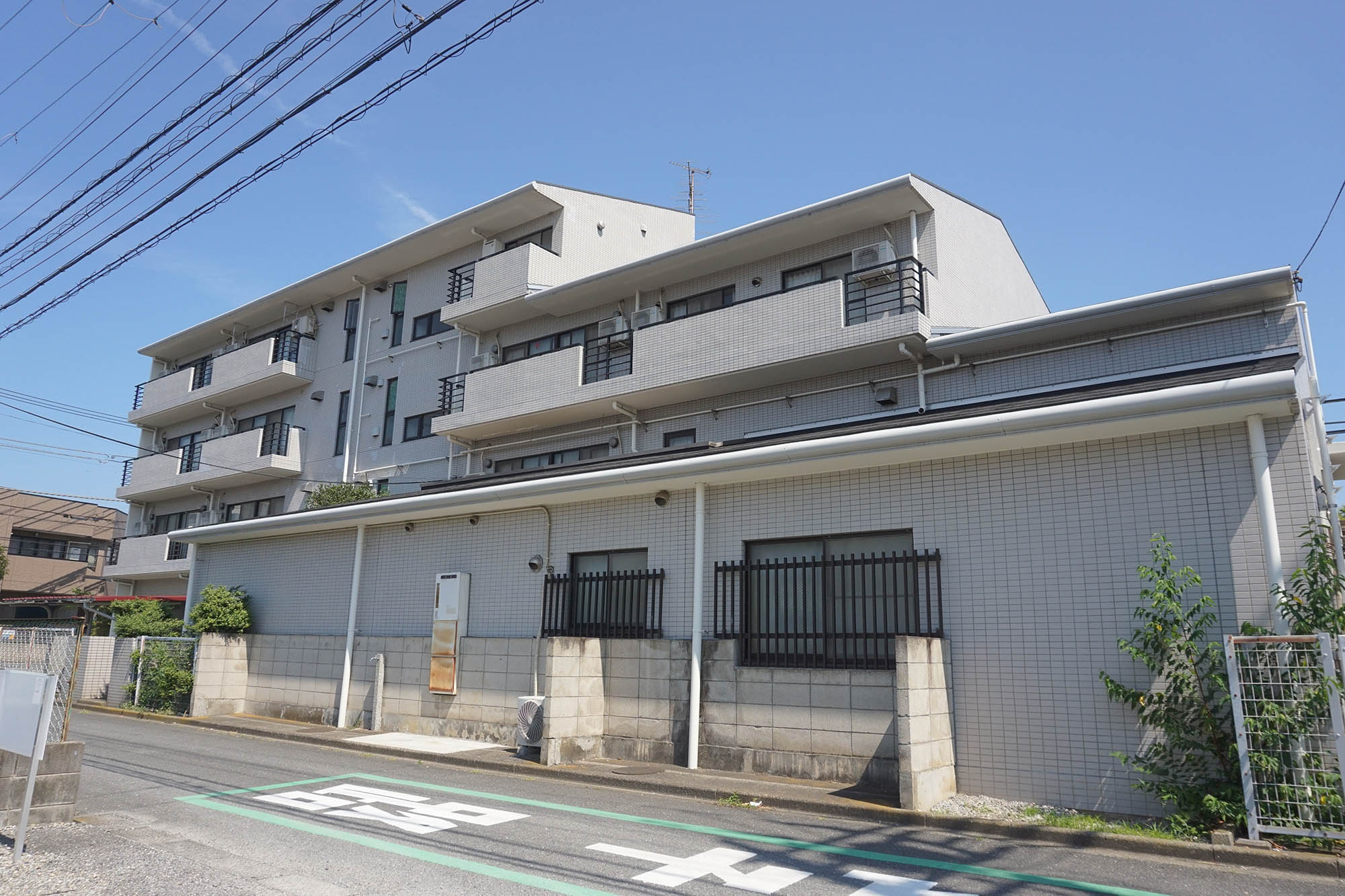 住宅型有料老人ホーム らくらくホーム大久保 外観