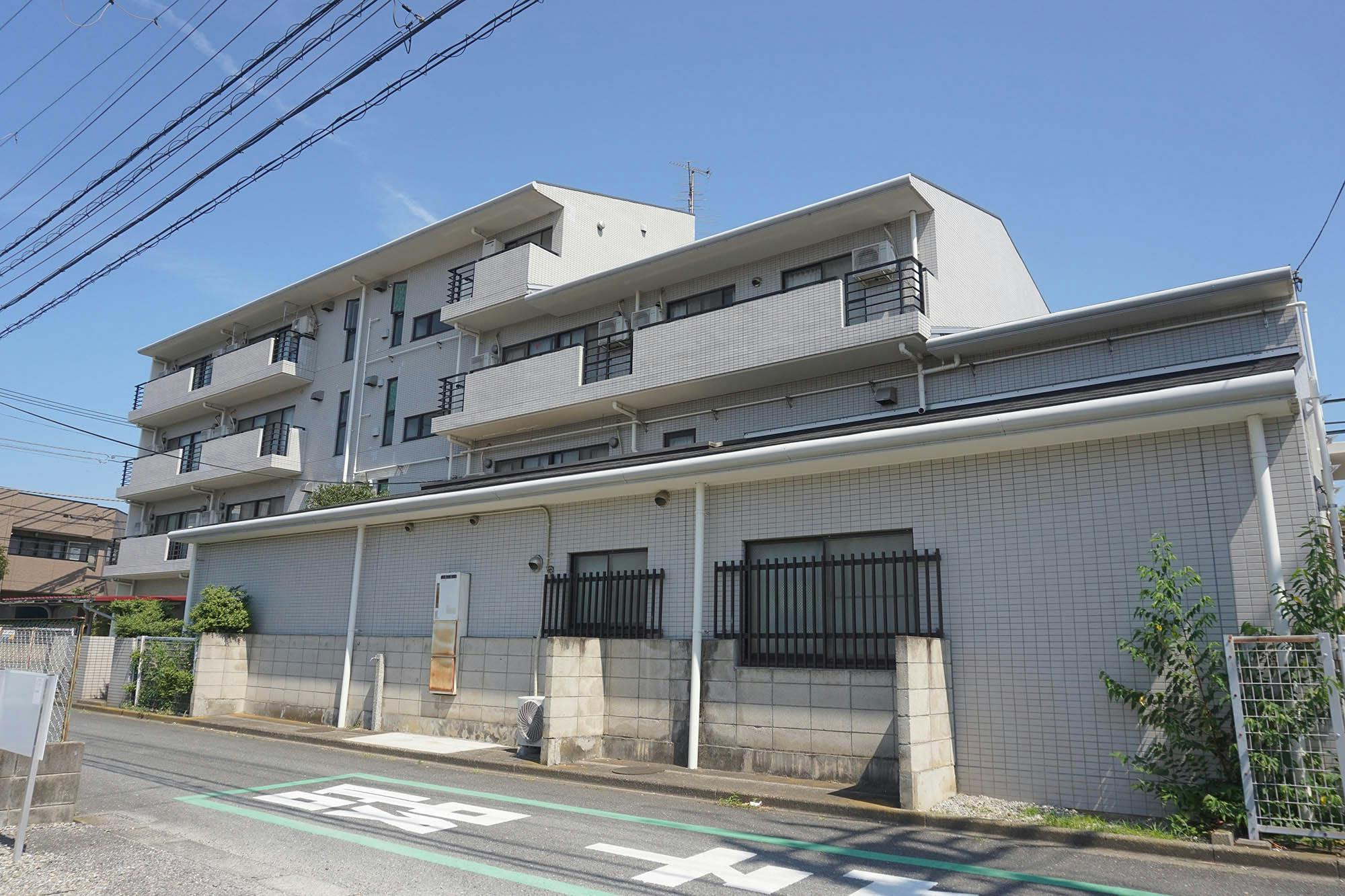 住宅型有料老人ホーム らくらくホーム大久保 外観