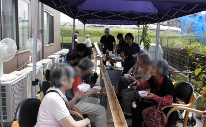 ヒューマンライフケア山科グループホーム 流しそうめん