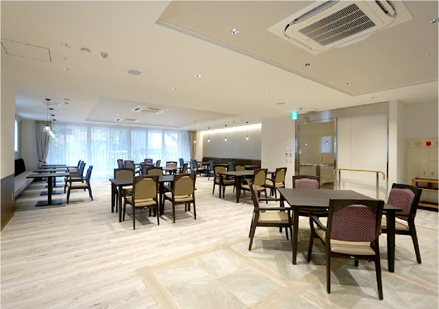 グランドマスト市川妙典 食堂