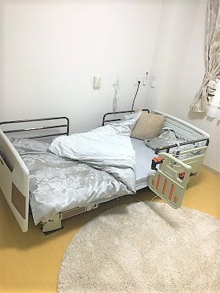 一休江坂 居室