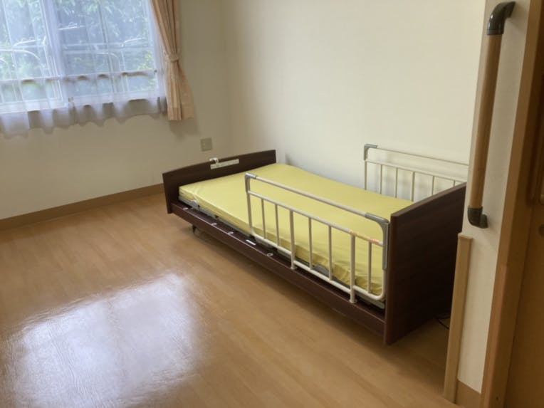 そんぽの家 西岡山 居室