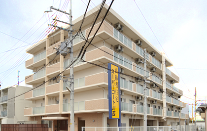 スーパー・コート川西 外観