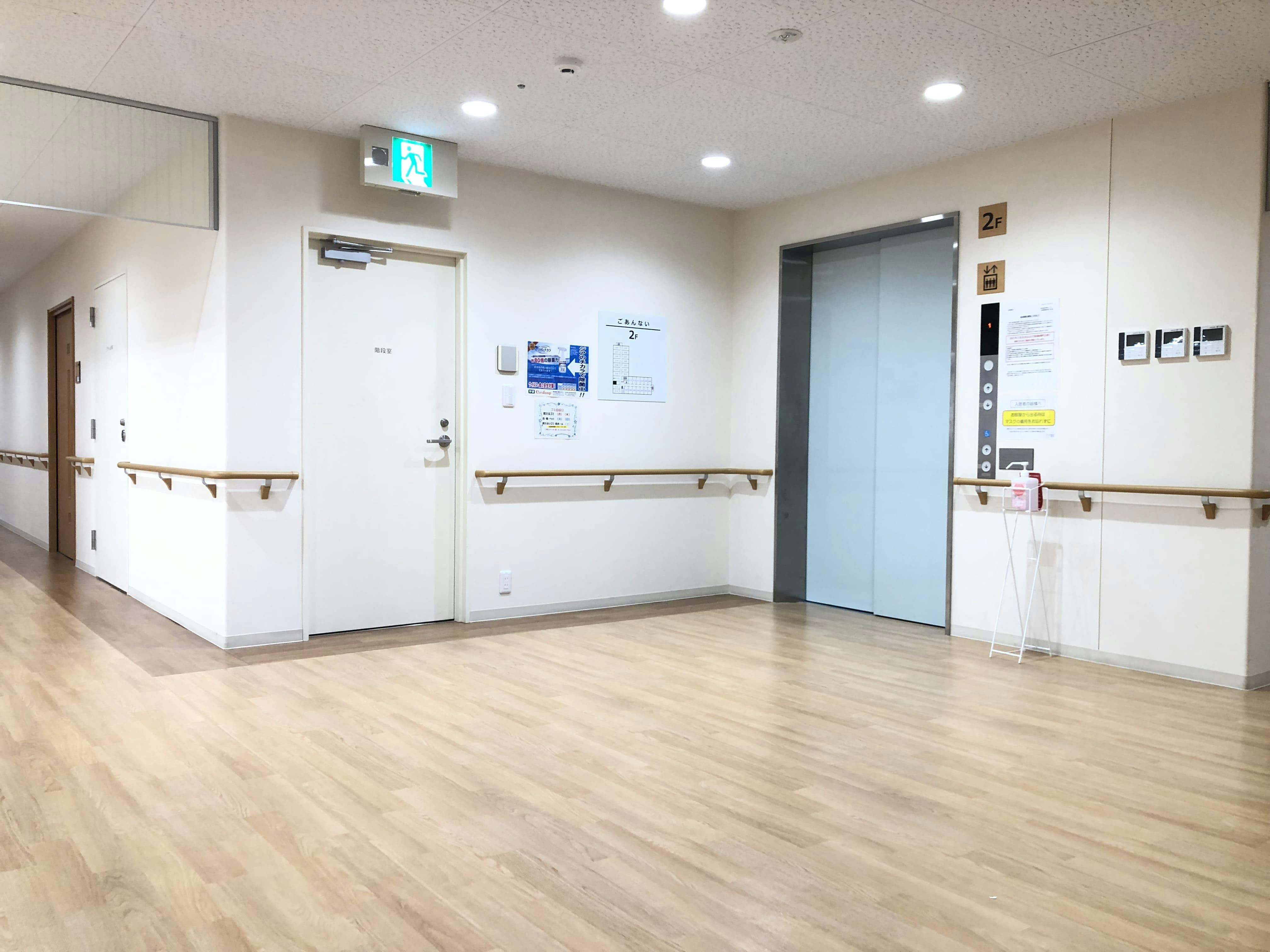 ココファン浦和六辻 エレベーター前