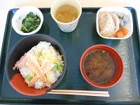 エスペラル城東 昼食