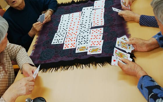 株式会社親孝行 シルバーマンション南陽の里 トランプ