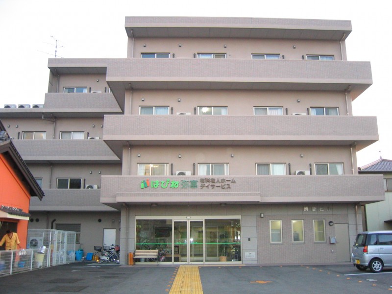 はぴね弥富 外観