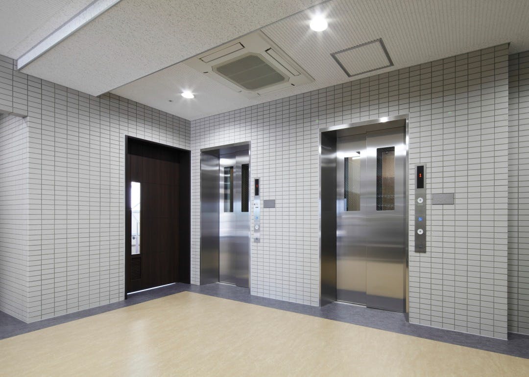 サービス付高齢者向け住宅富士桜 エレベーターホール