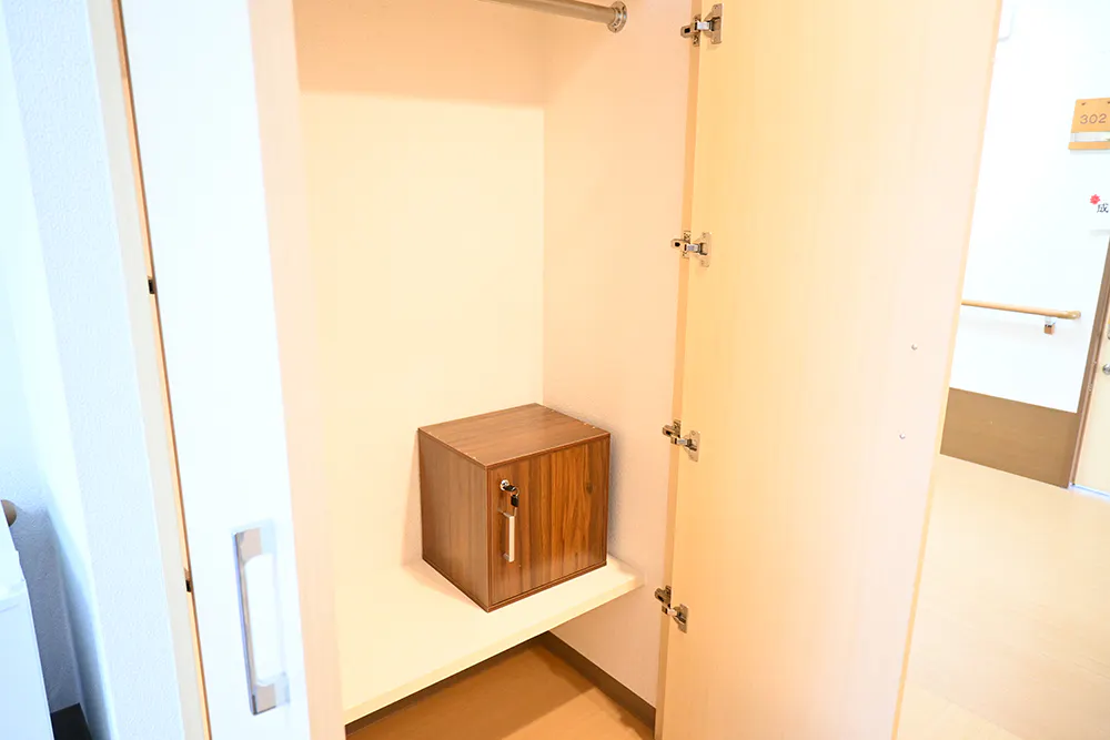 輝ホームしのざき クローゼット