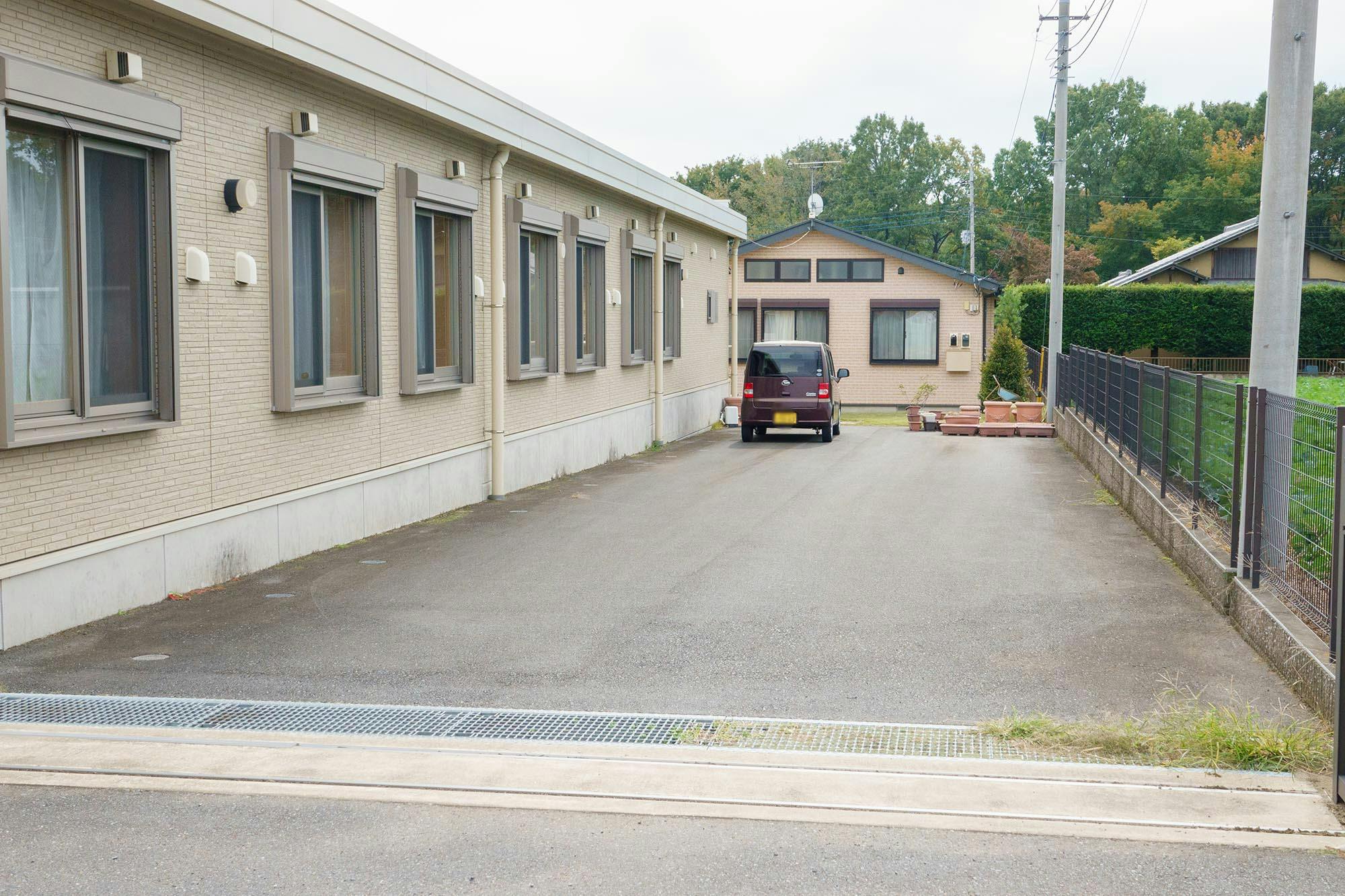 サービス付き高齢者向け住宅わたぼうしの家 駐車場