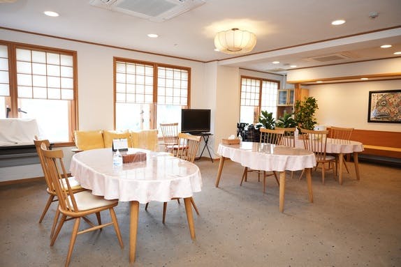 千里山翔裕館 食堂
