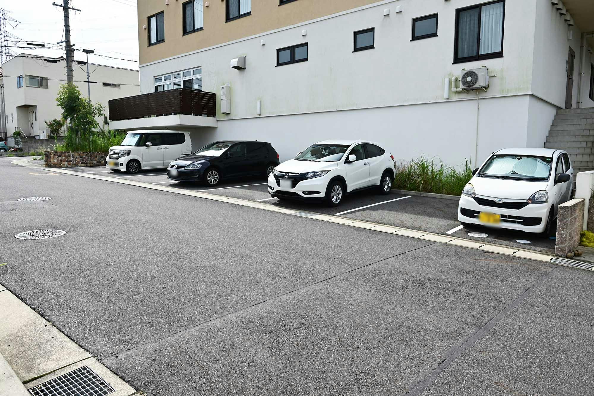 ナーシングホーム笑幸 駐車場