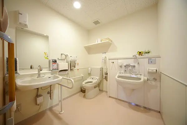 スーパー・コート茨木彩都 共用トイレ