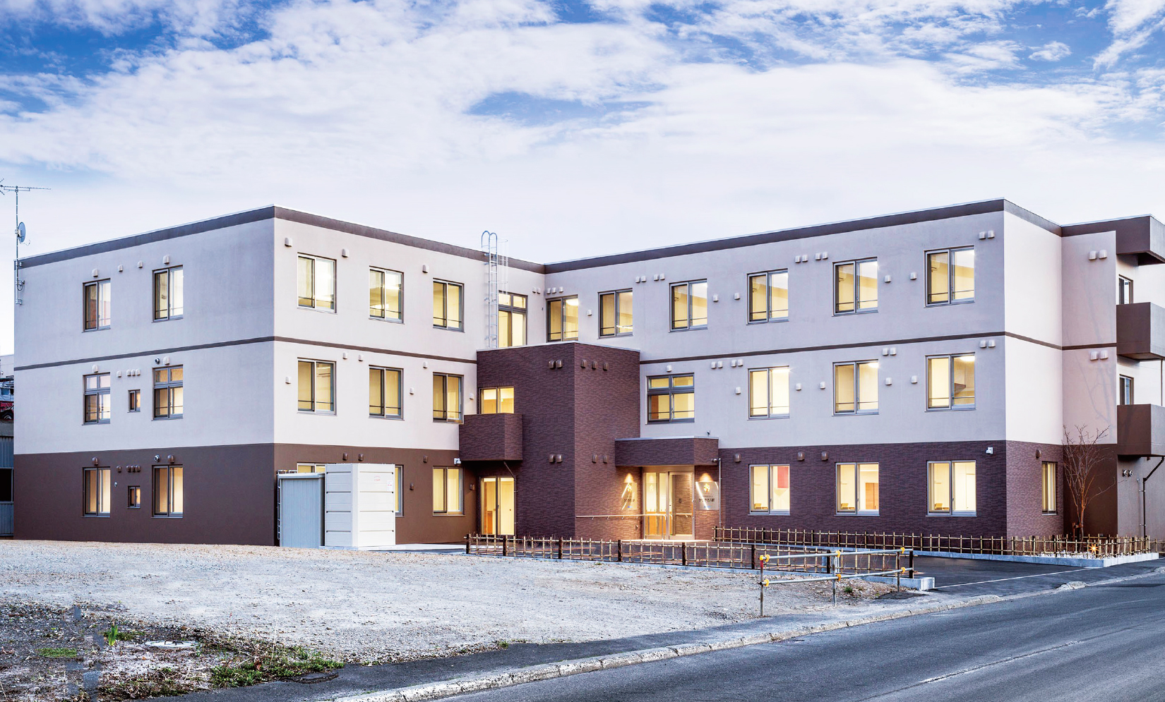 かがやき八軒新館 外観