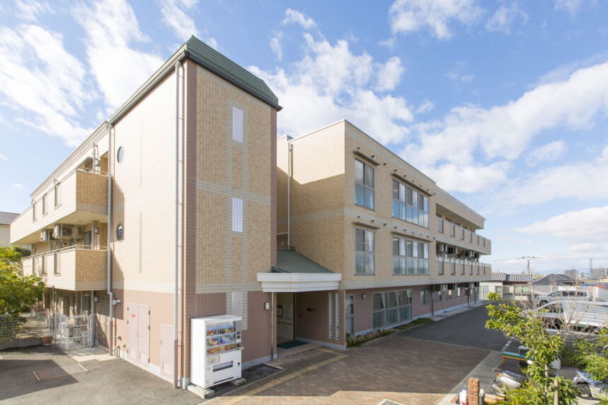 そんぽの家 新石切 外観