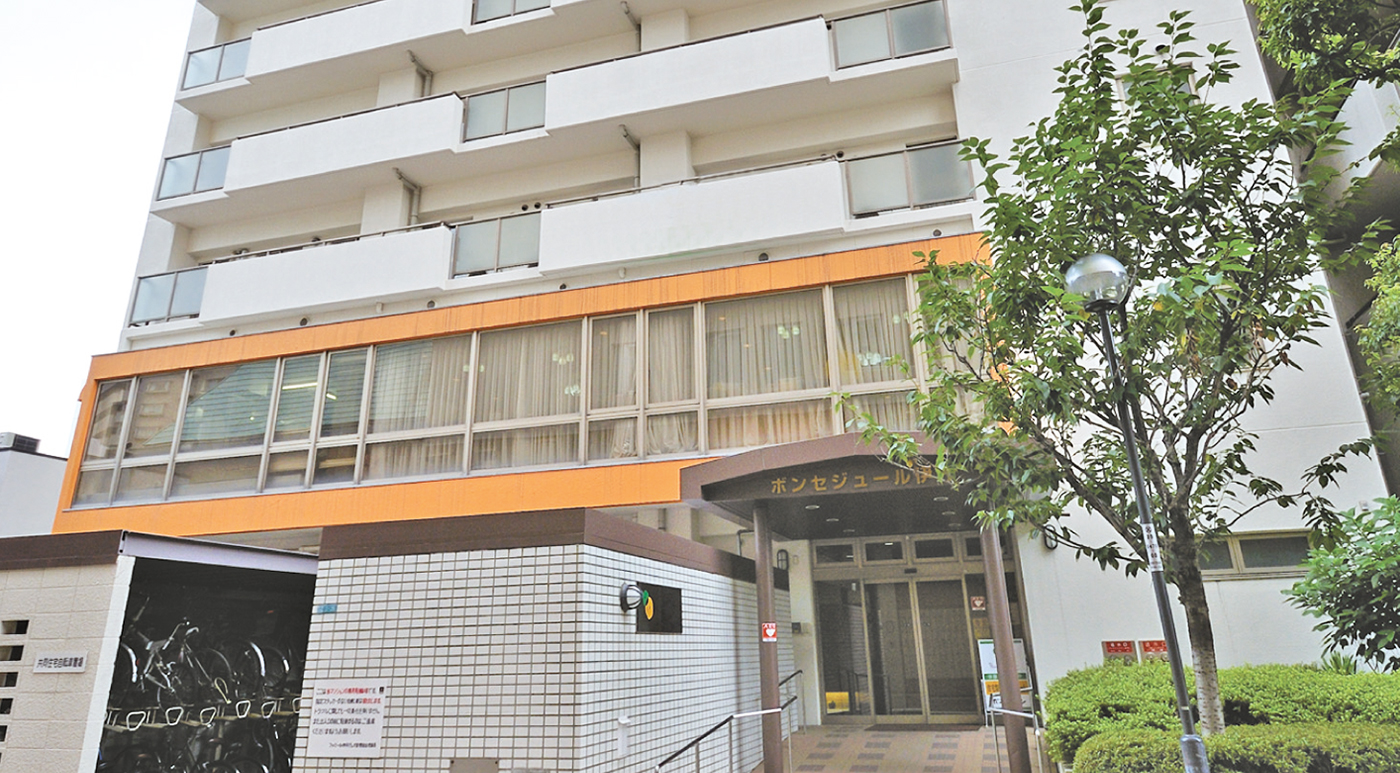 メディカルホームボンセジュール伊丹 外観