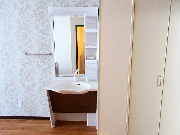 サービス付き高齢者向け住宅まごの手Ⅱ号館 居室（洗面台）