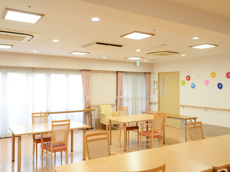 介護付き有料老人ホーム プレザンメゾン 八王子高倉 共有スペース