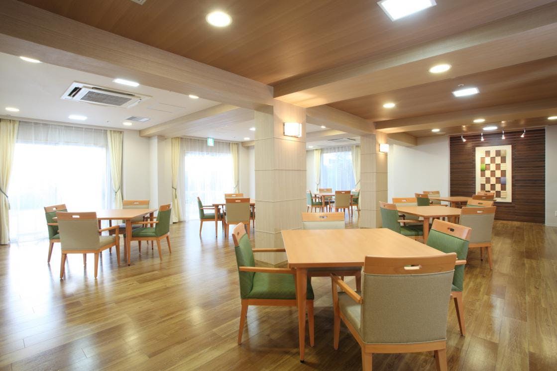 グランダ多摩川・大田 1F ダイニングルーム兼機能訓練室